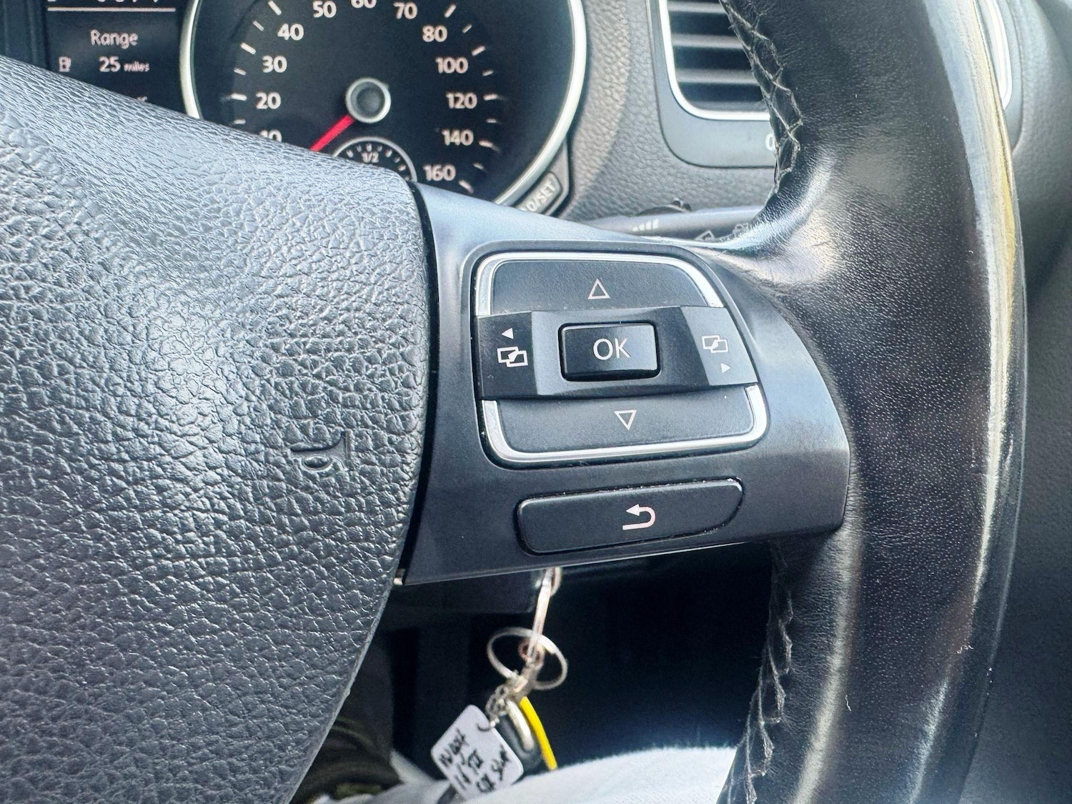 Used Volkswagen Golf 2010 for sale - 77253858: Photo 40