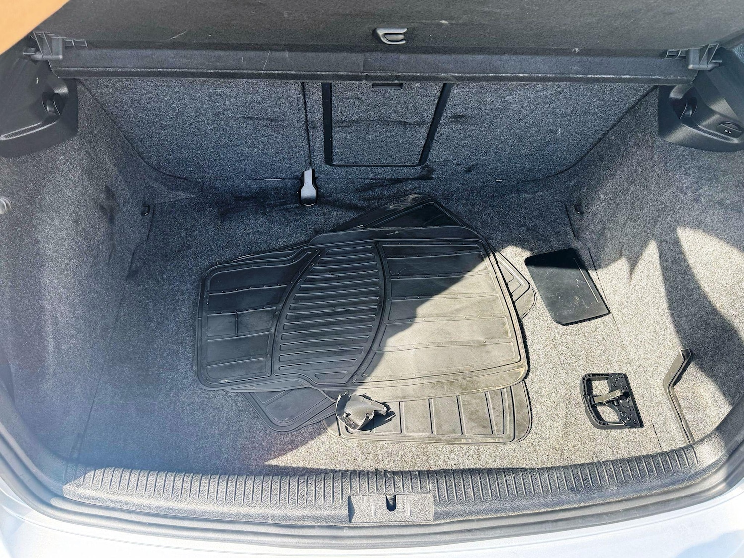 Used Volkswagen Golf 2010 for sale - 77253858: Photo 48