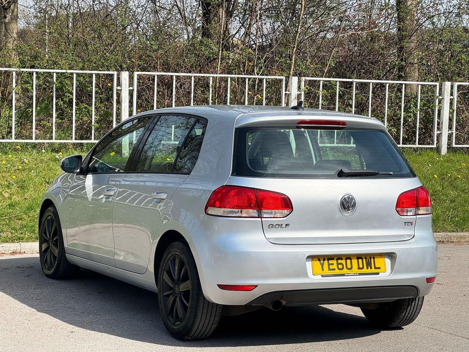 Used Volkswagen Golf 2010 for sale - 77253858: Photo 6