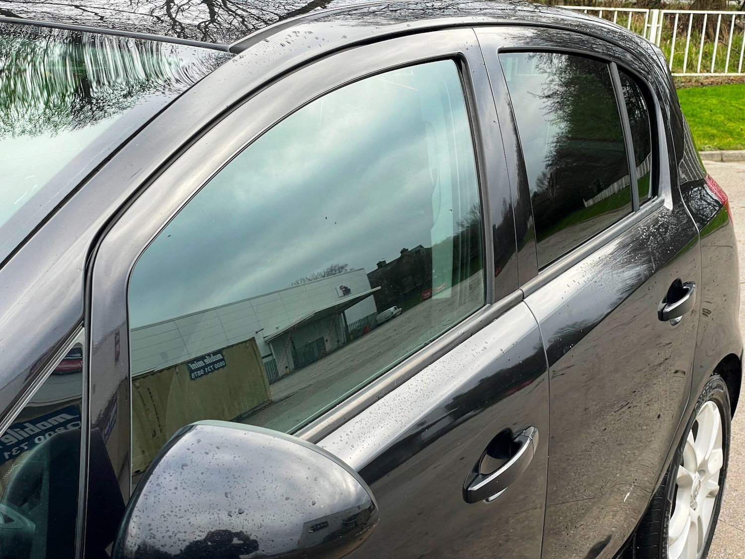 Used Vauxhall Corsa 2010 for sale - 77400620: Photo 10