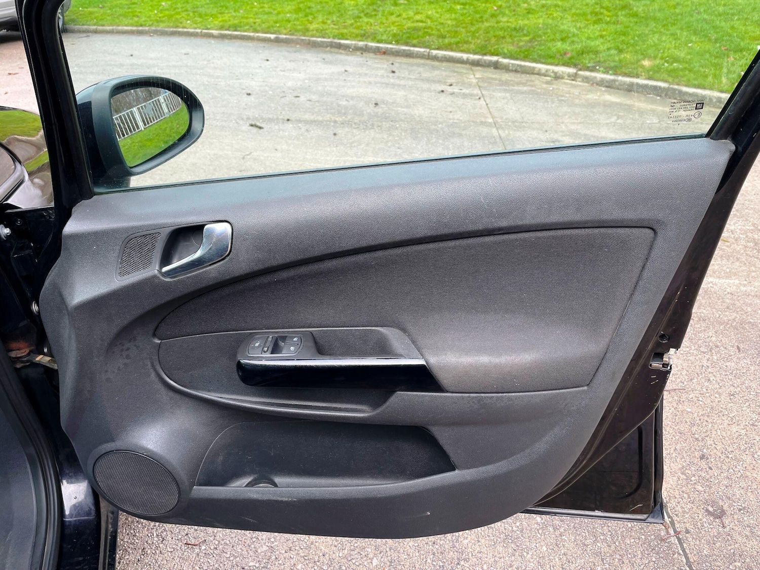 Used Vauxhall Corsa 2010 for sale - 77400620: Photo 18