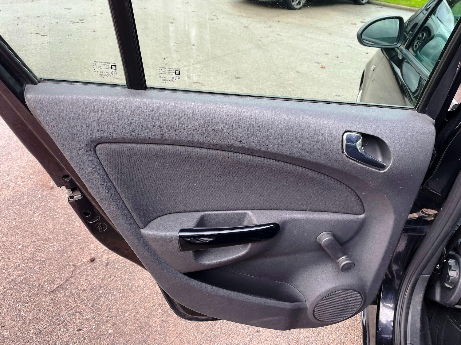 Used Vauxhall Corsa 2010 for sale - 77400620: Photo 25