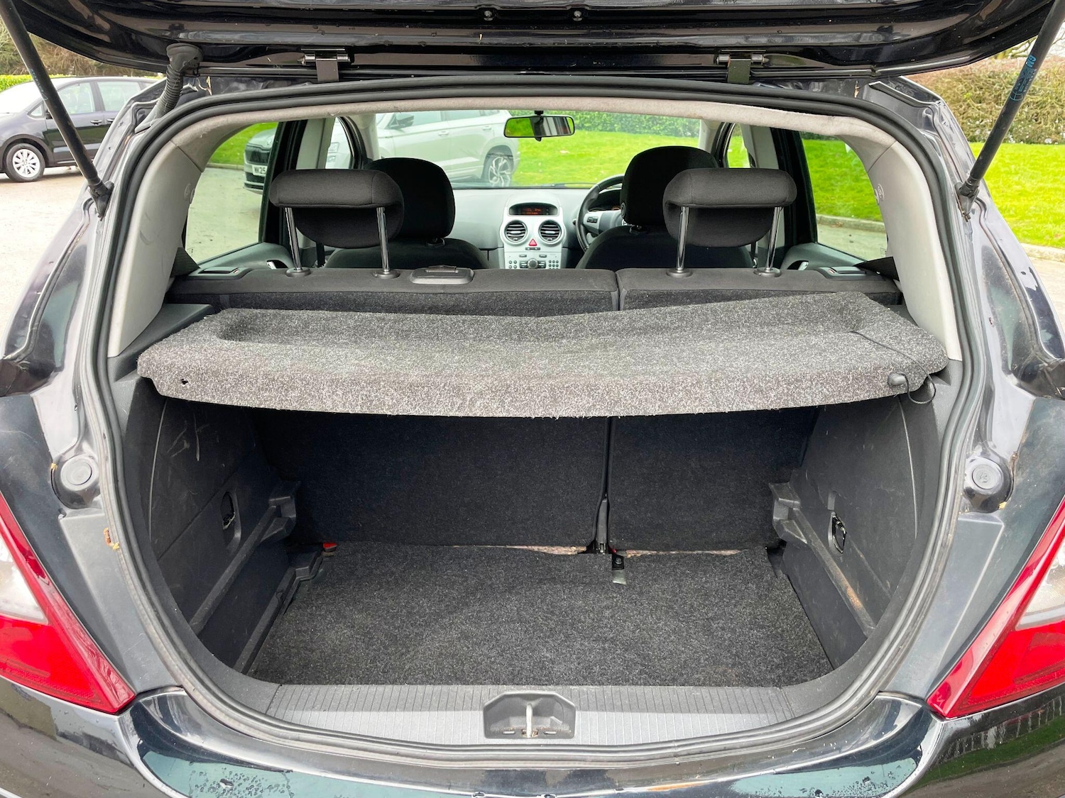 Used Vauxhall Corsa 2010 for sale - 77400620: Photo 46