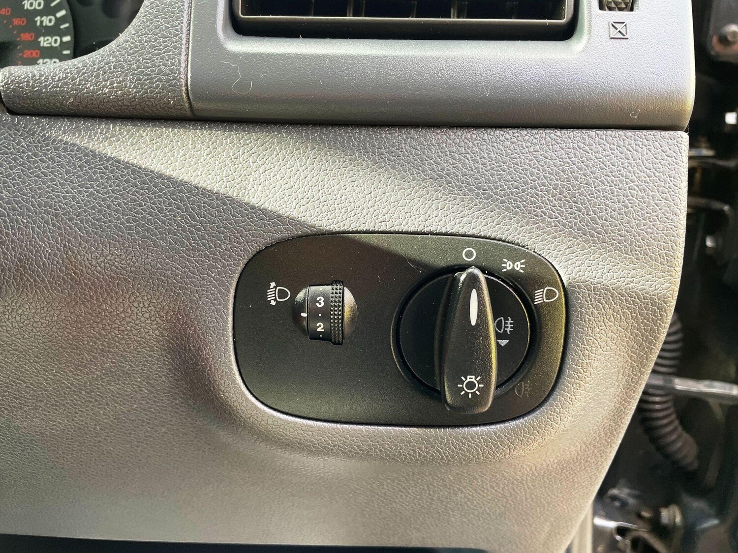 Used Ford Tourneo 2009 for sale - 77174725: Photo 39