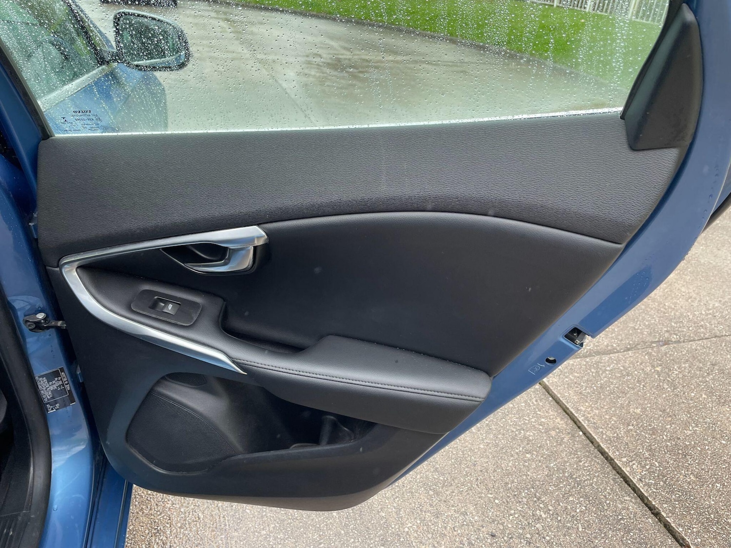 Used Volvo V40 for sale - 78214954: Photo 28