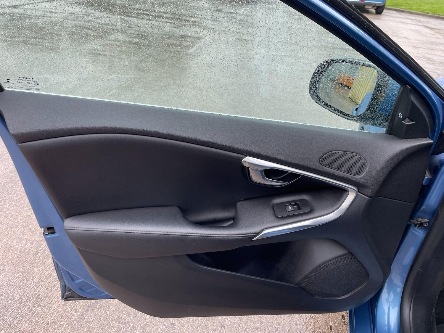 Used Volvo V40 for sale - 78214954: Photo 30