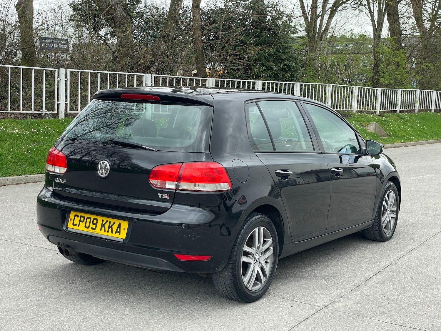 Used Volkswagen Golf 2009 for sale - 78141447: Photo 5