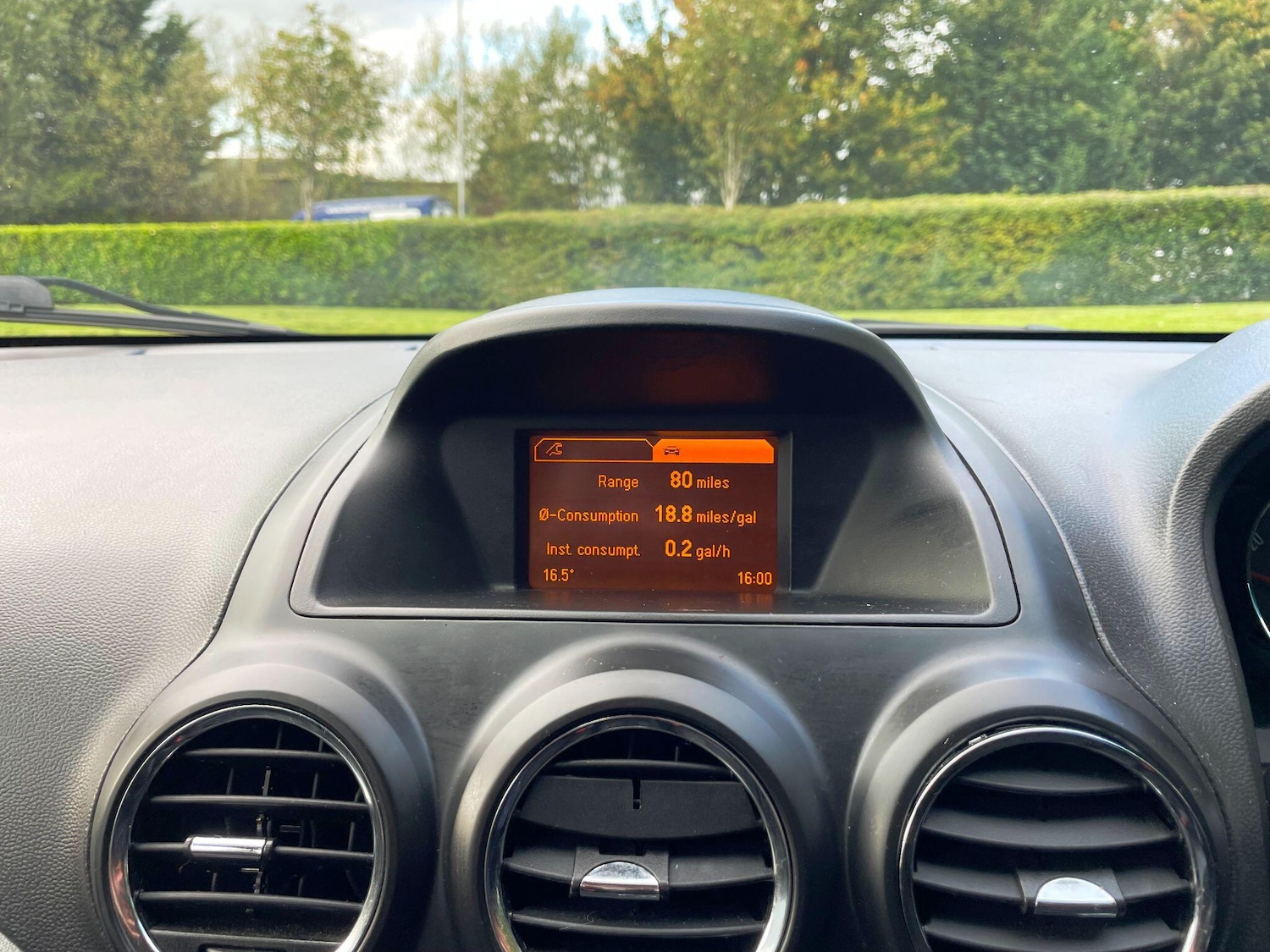 Used Vauxhall Antara 2012 for sale - 77174842: Photo 37