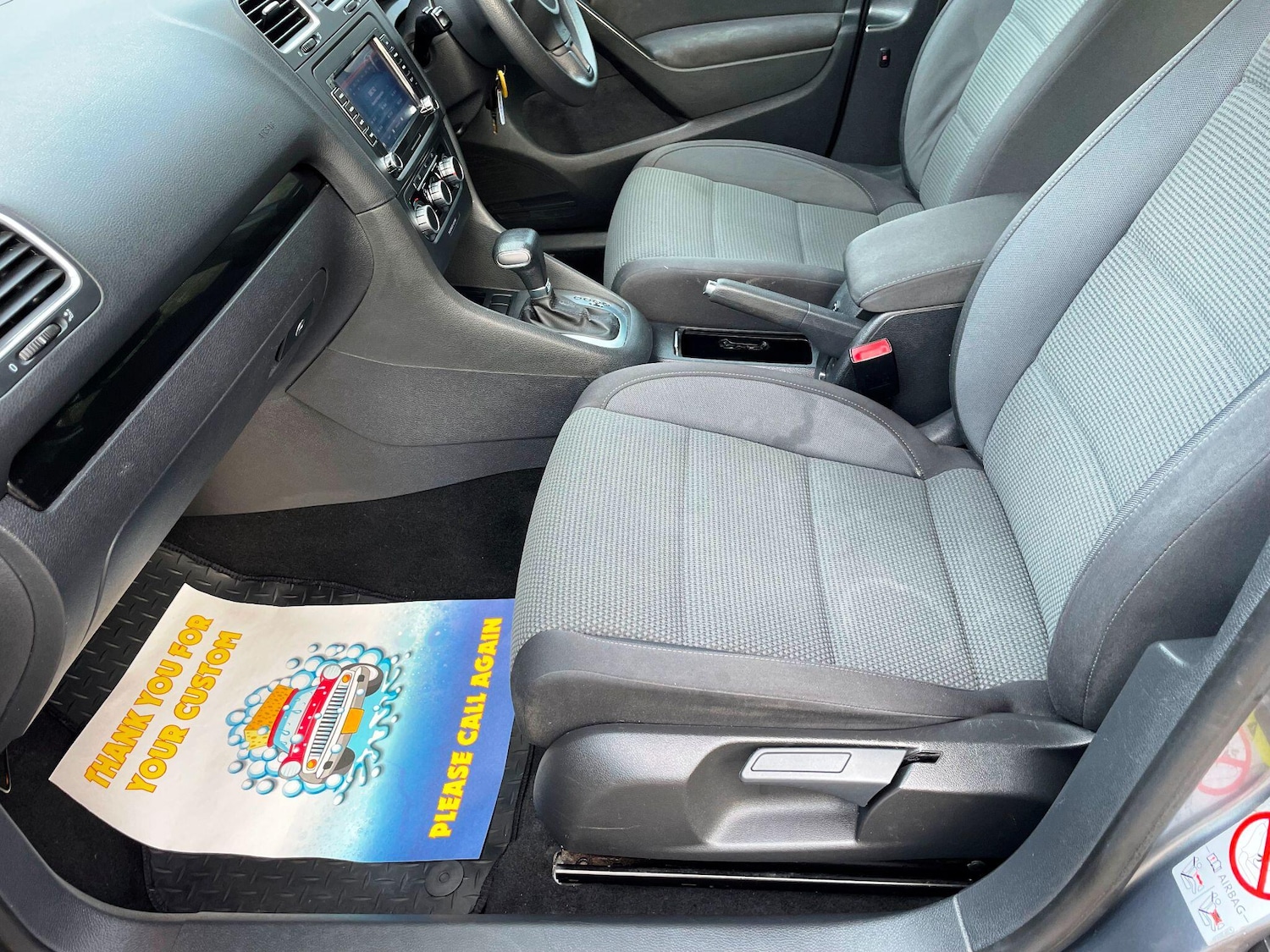 Used Volkswagen Golf 2010 for sale - 77400682: Photo 27