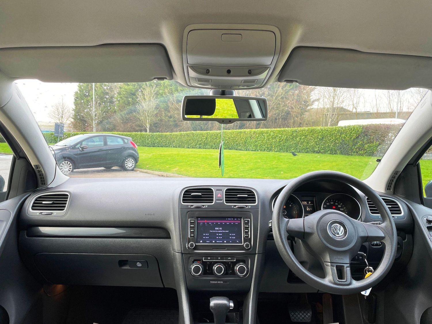 Used Volkswagen Golf 2010 for sale - 77400682: Photo 34