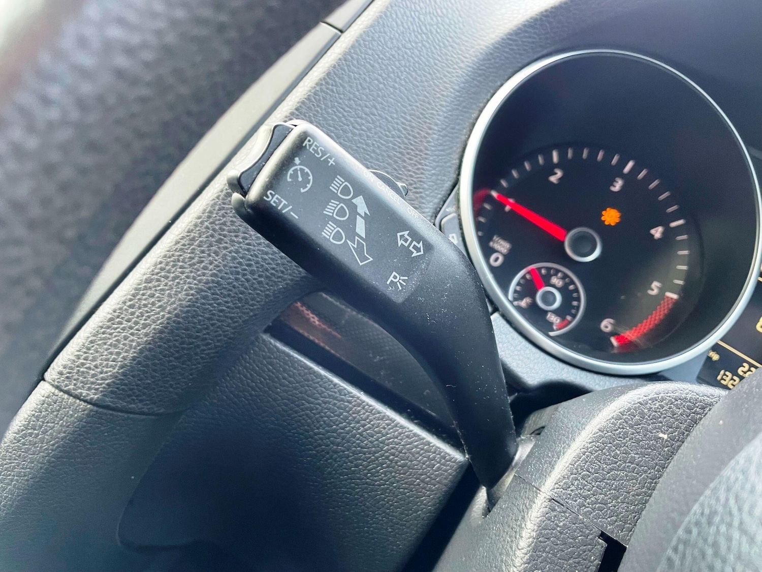 Used Volkswagen Golf 2010 for sale - 77400682: Photo 38