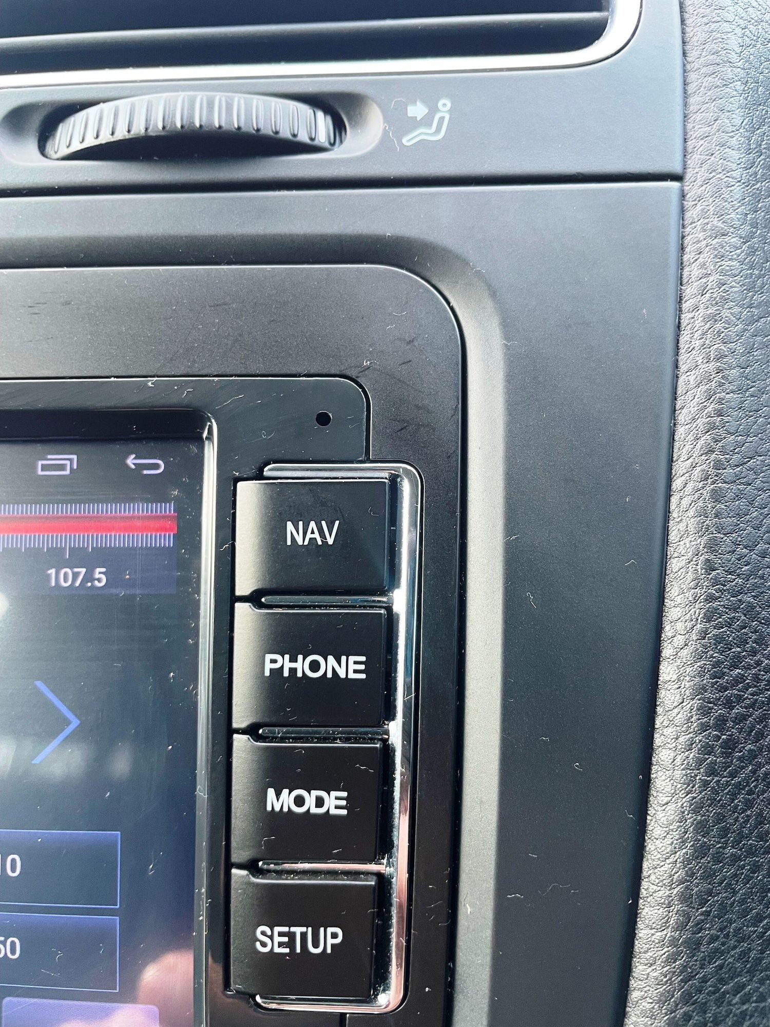 Used Volkswagen Golf 2010 for sale - 77400682: Photo 42