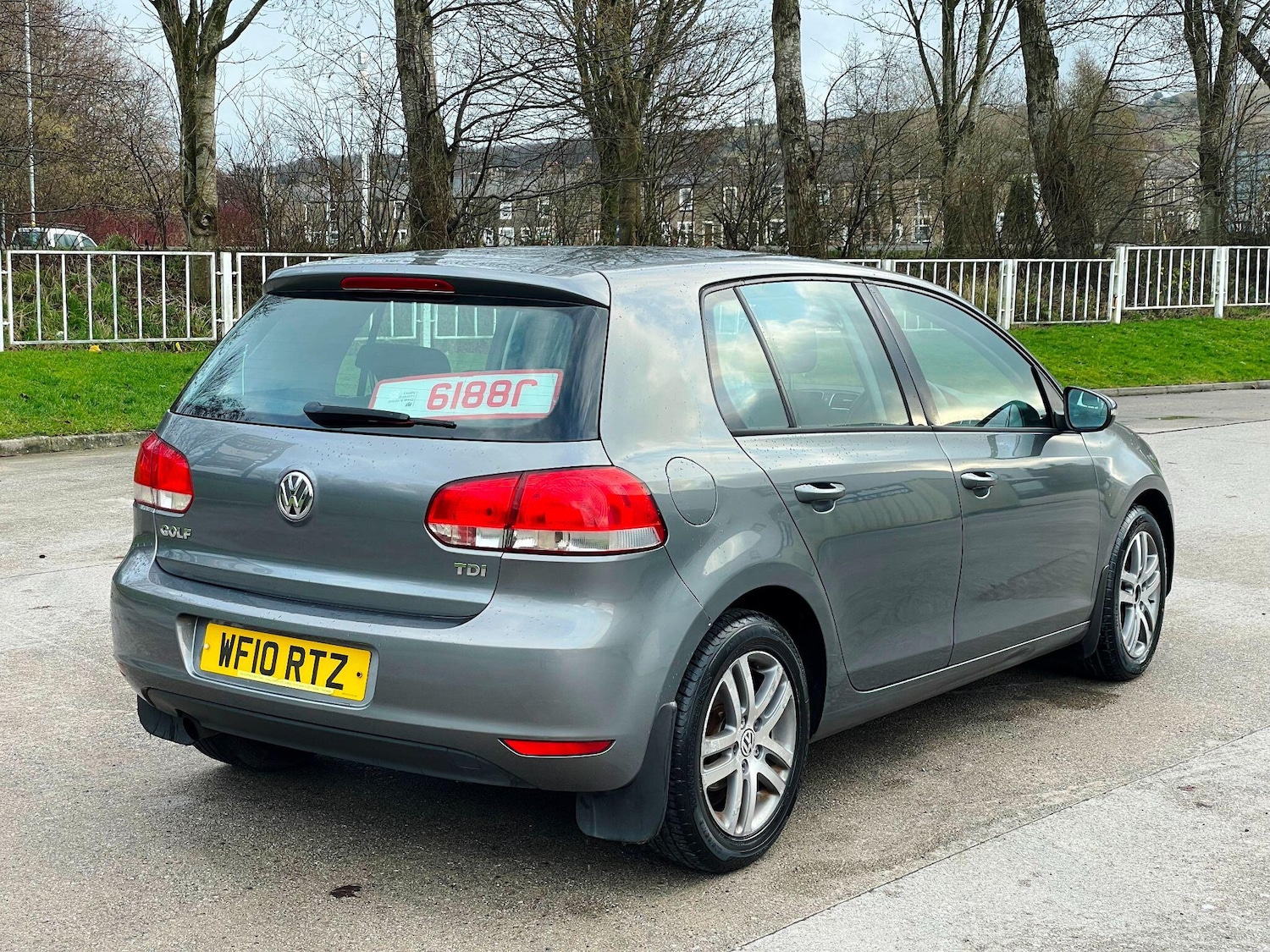 Used Volkswagen Golf 2010 for sale - 77400682: Photo 9