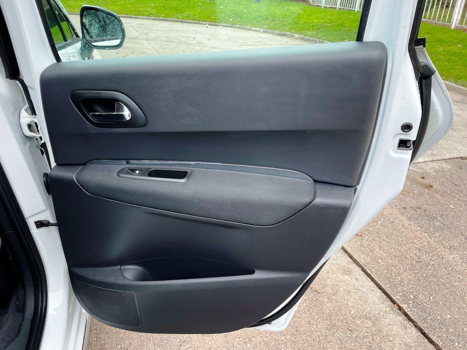 Used Peugeot 3008 2015 for sale - 77400871: Photo 30