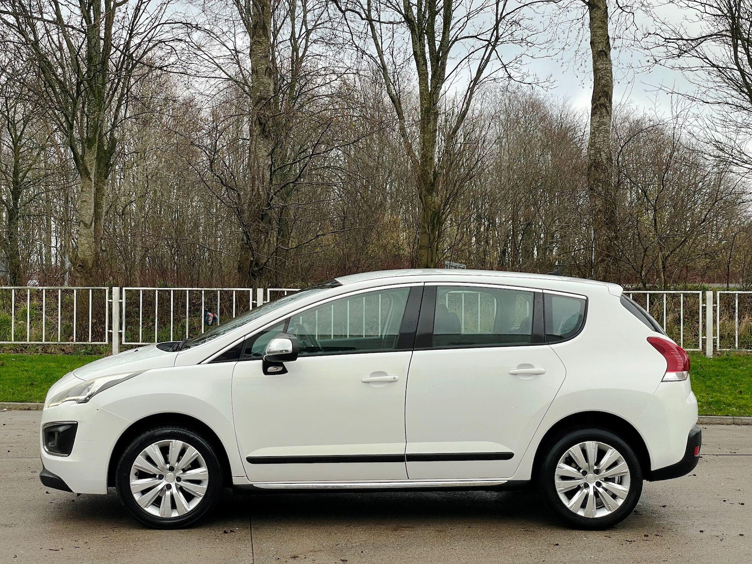 Used Peugeot 3008 2015 for sale - 77400871: Photo 5