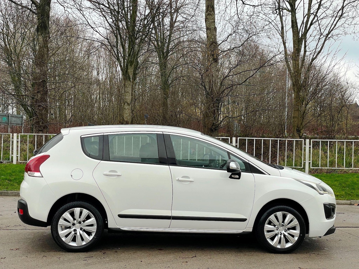 Used Peugeot 3008 2015 for sale - 77400871: Photo 9