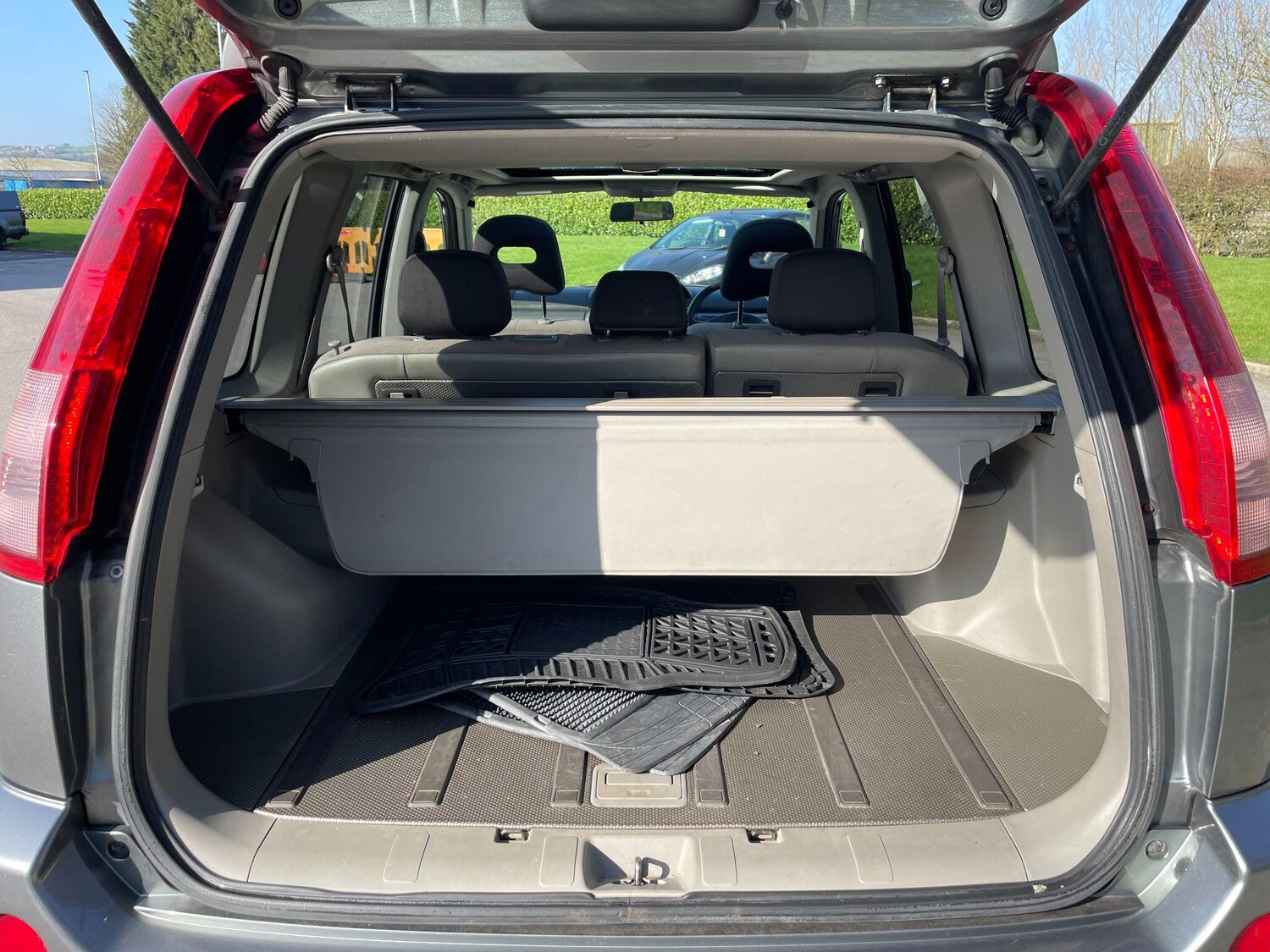 Used Nissan X-Trail for sale - 77753420: Photo 37