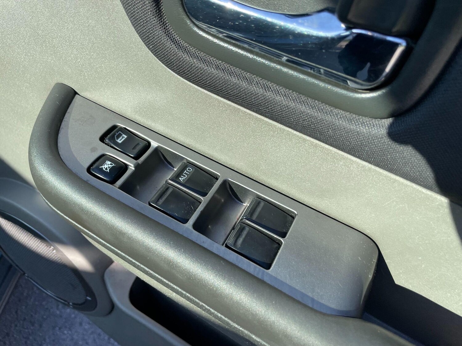 Used Nissan X-Trail for sale - 77753420: Photo 44