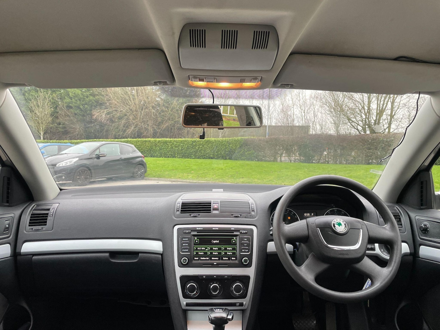 Used Skoda Octavia 2009 for sale - 77174852: Photo 33