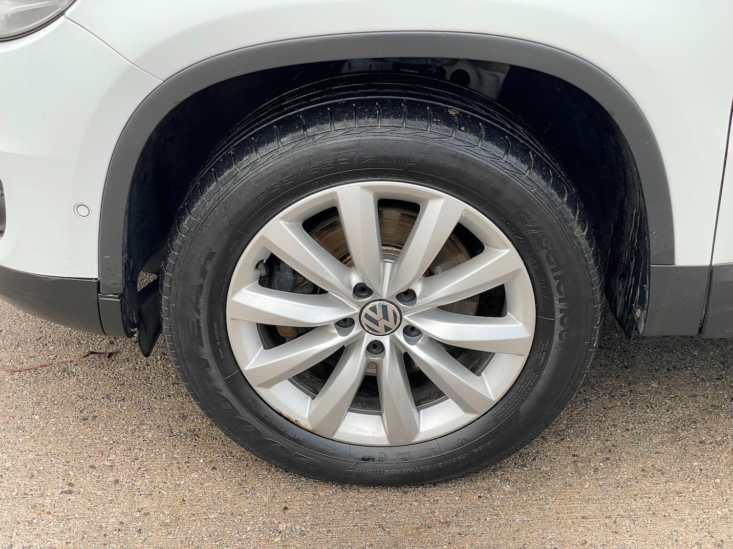 Used Volkswagen Tiguan 2014 for sale - 77400869: Photo 21