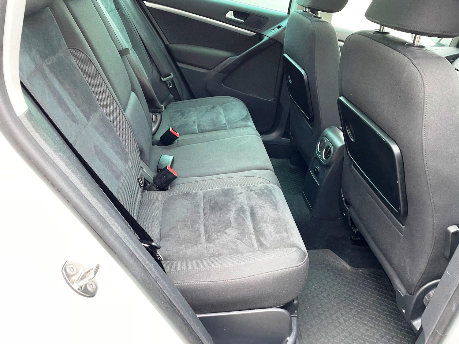 Used Volkswagen Tiguan 2014 for sale - 77400869: Photo 33