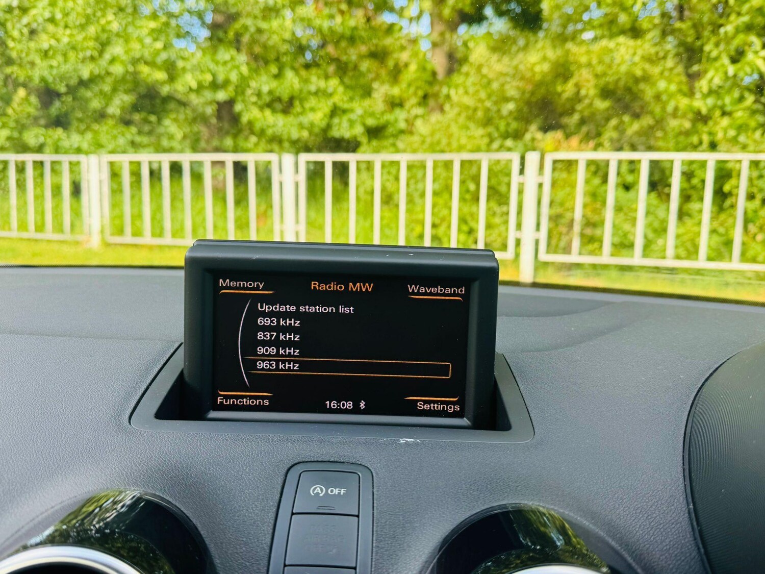 Used Audi A1 for sale - 77174822: Photo 31