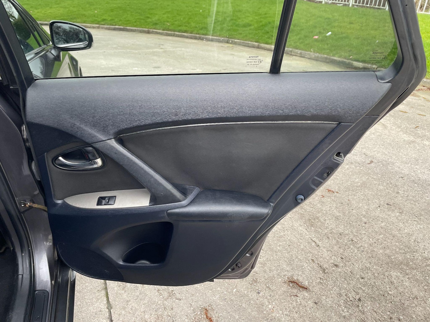 Used Toyota Avensis 2010 for sale - 77793626: Photo 29