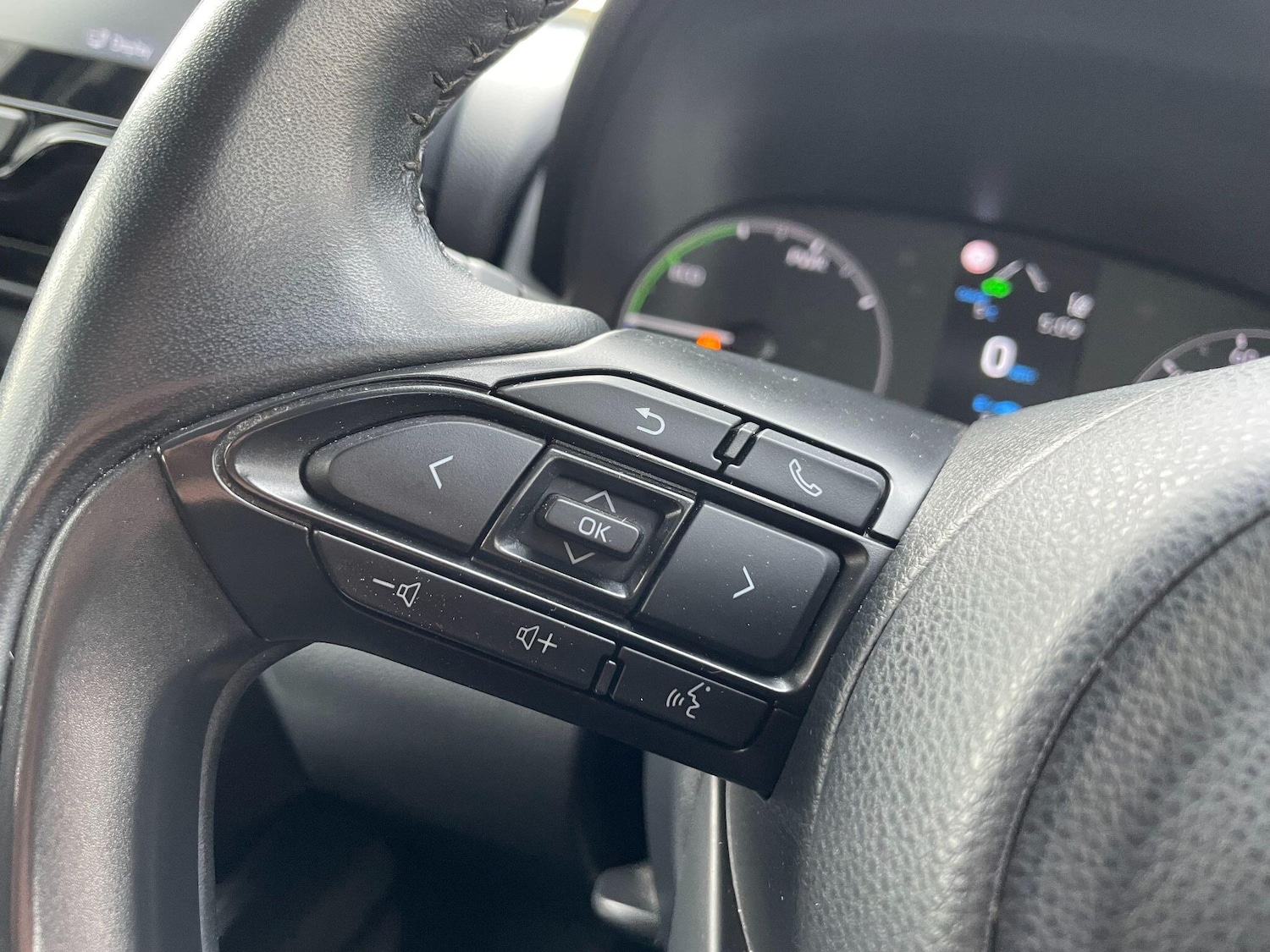 Used Toyota Yaris 2021 for sale - 78058738: Photo 36