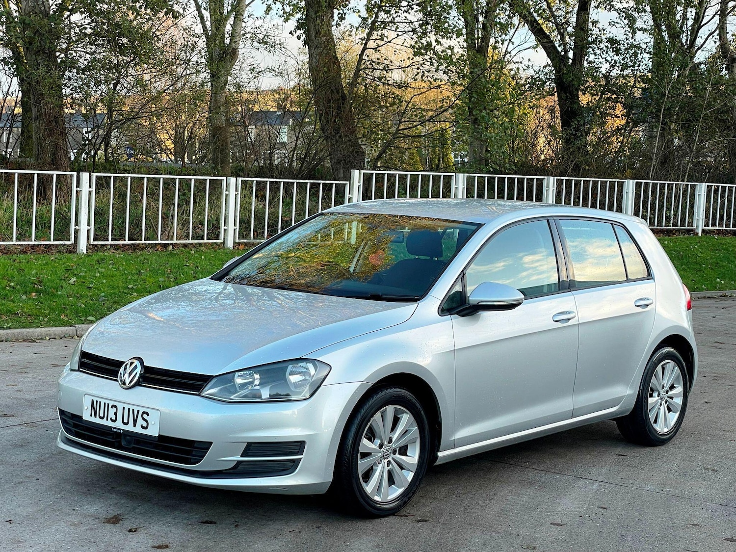 Used Volkswagen Golf 2013 for sale - 77174850: Photo 3