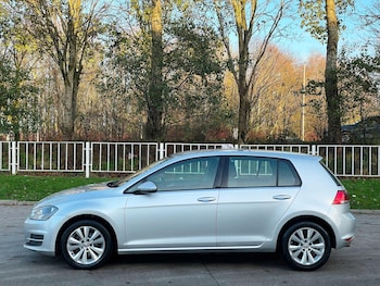 Used Volkswagen Golf 2013 for sale - 77174850: Photo
