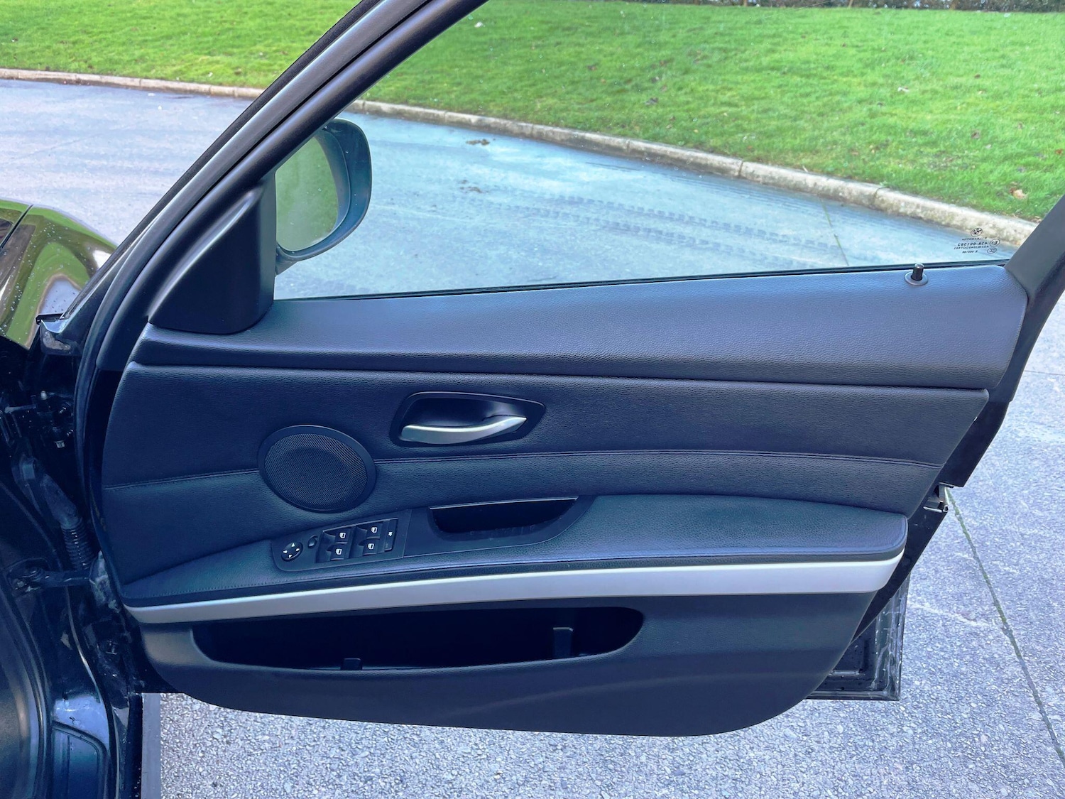 Used BMW 3 Series 2010 for sale - 77238133: Photo 20