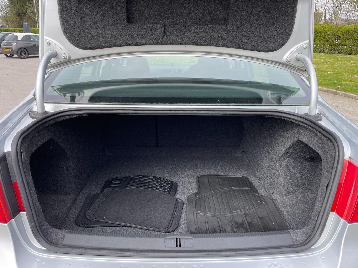 Used Volkswagen Passat for sale - 78006907: Photo 41