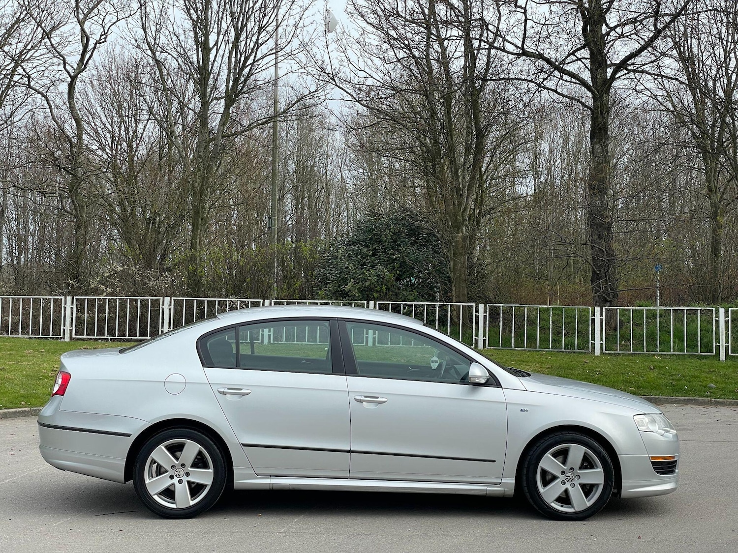 Used Volkswagen Passat for sale - 78006907: Photo 8