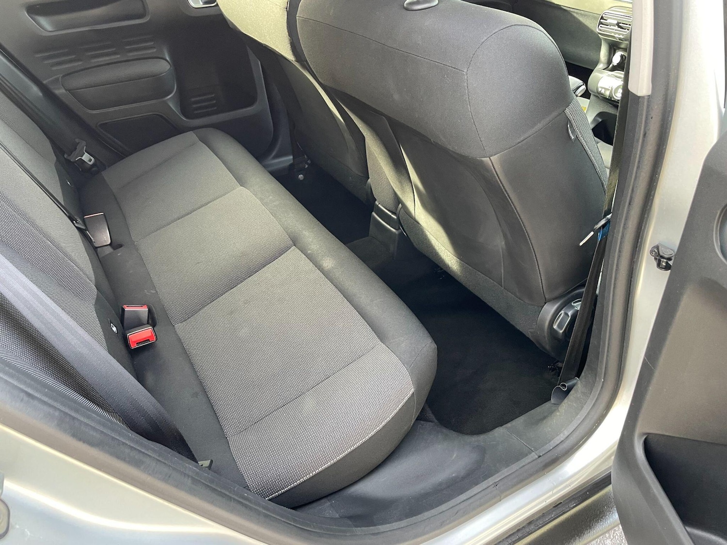 Used Citroen C4 Cactus for sale - 77633408: Photo 14