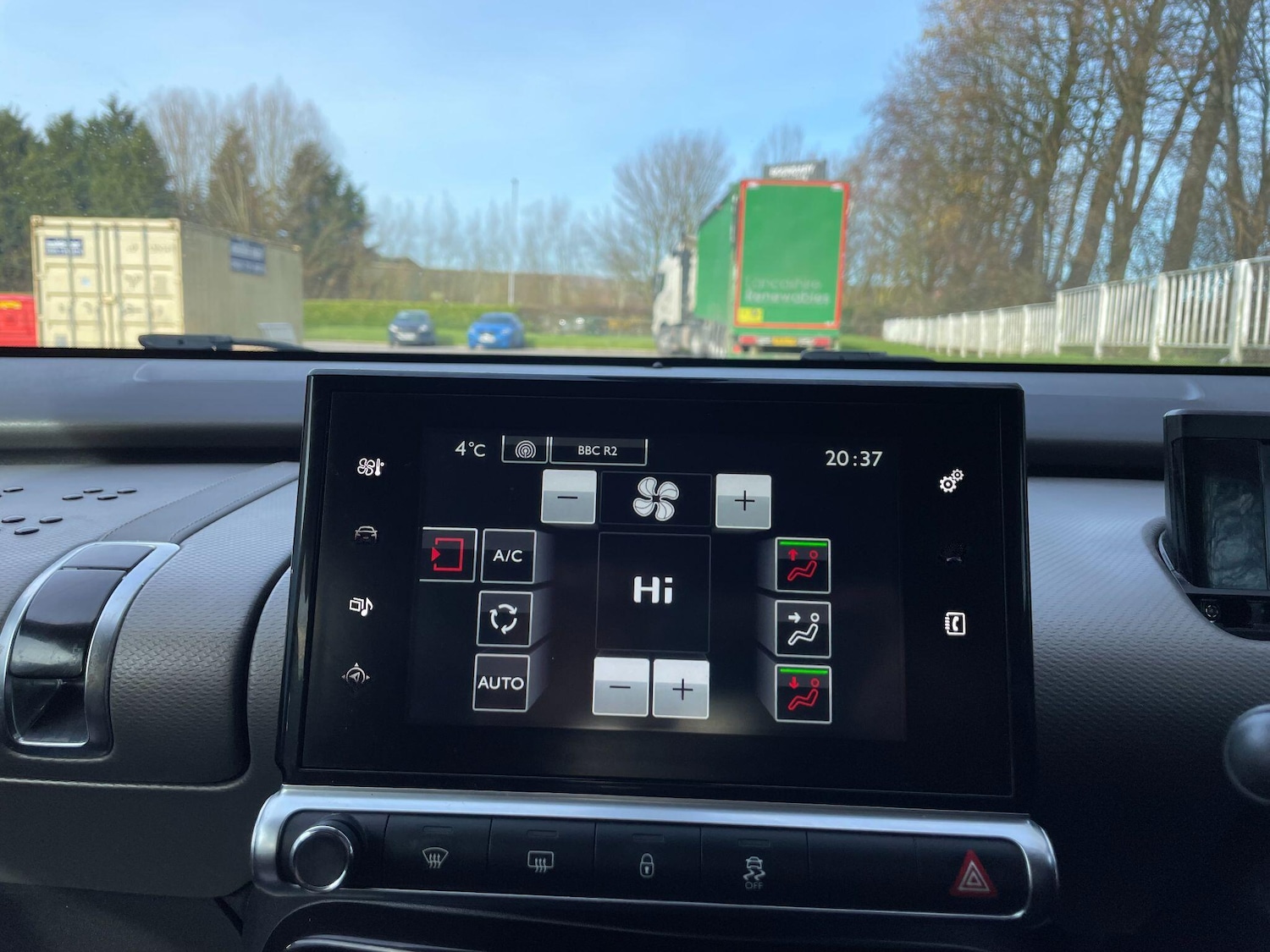 Used Citroen C4 Cactus for sale - 77633408: Photo 34