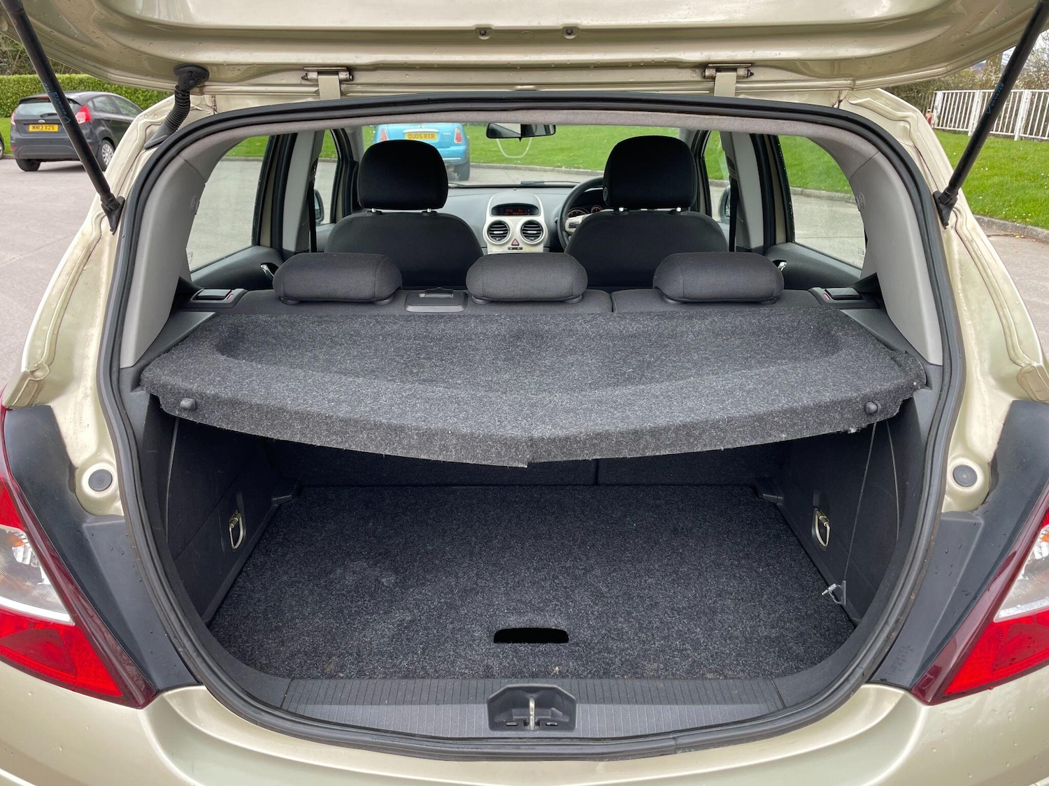 Used Vauxhall Corsa 2007 for sale - 78141448: Photo 42