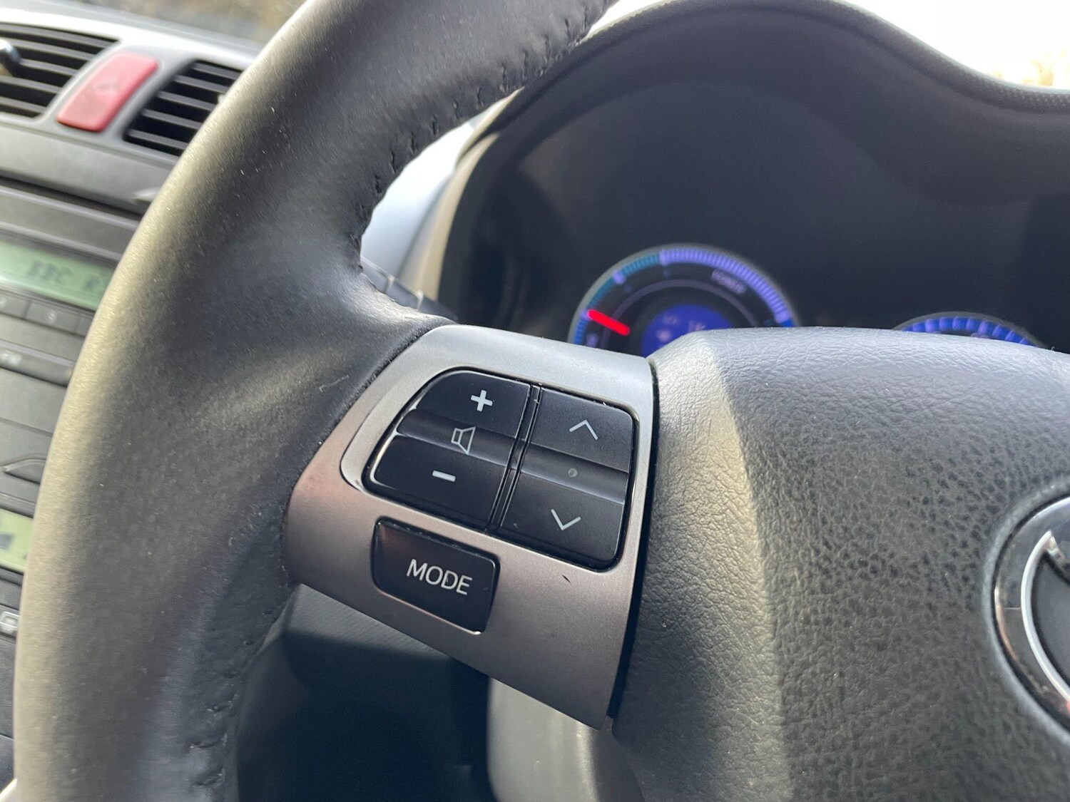 Used Toyota Auris for sale - 77633150: Photo 24