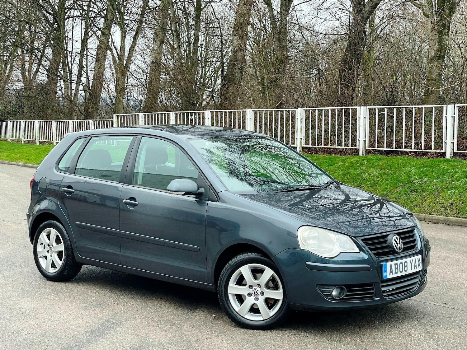 Used Volkswagen Polo 2008 for sale - 77400742: Photo 2