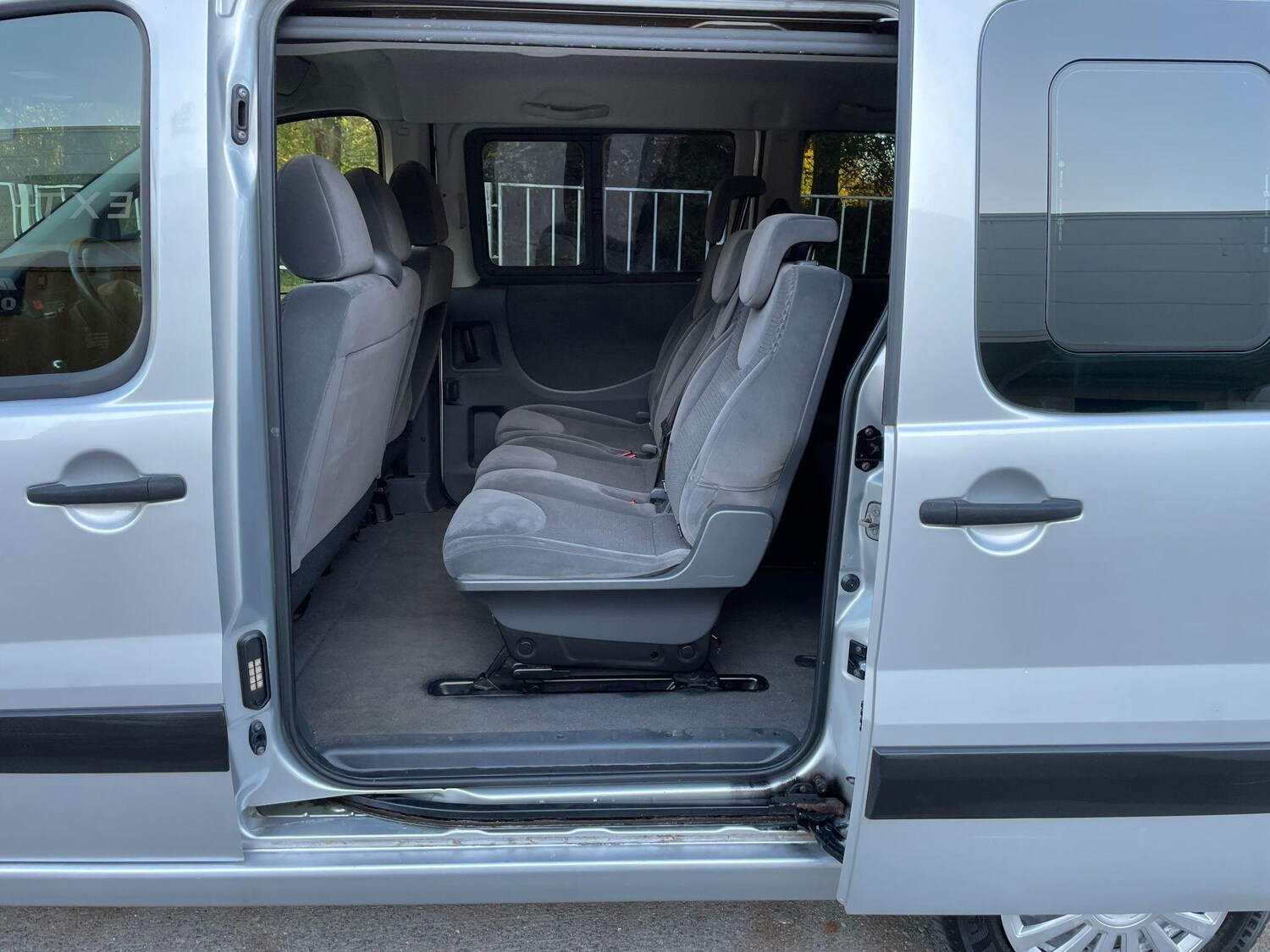 Used Citroen Dispatch for sale - 77174819: Photo 28