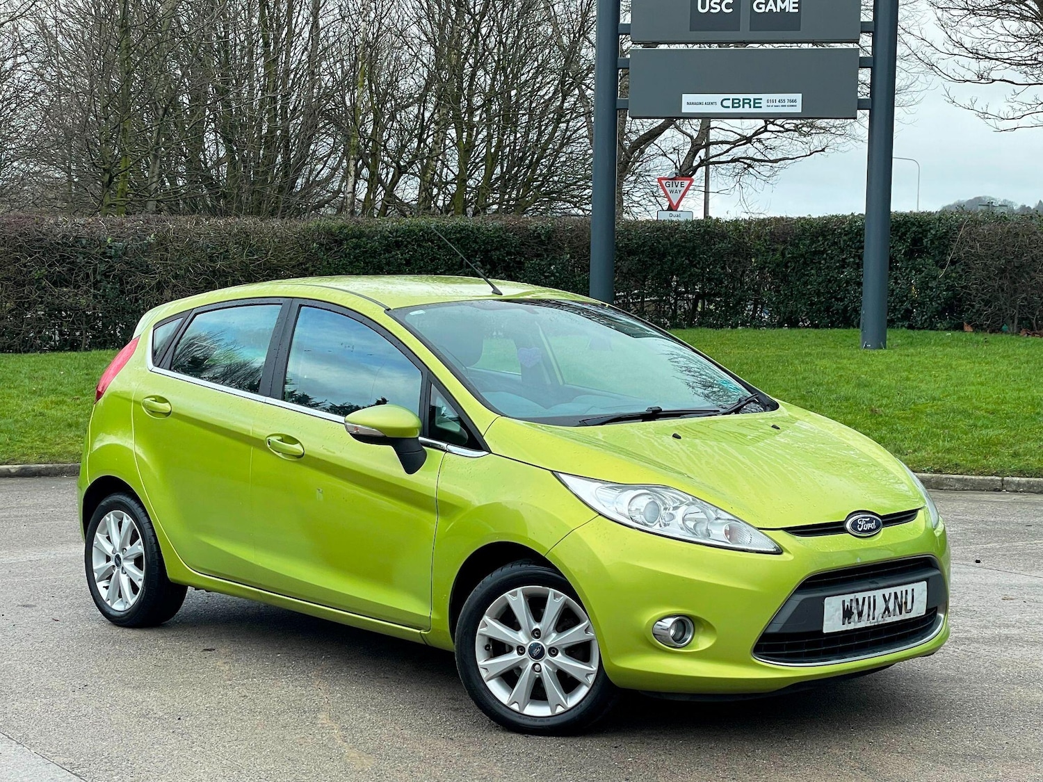 Used Ford Fiesta 2011 for sale - 77400408: Photo 2