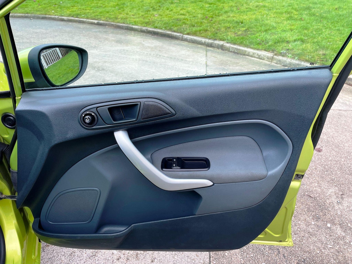 Used Ford Fiesta 2011 for sale - 77400408: Photo 20