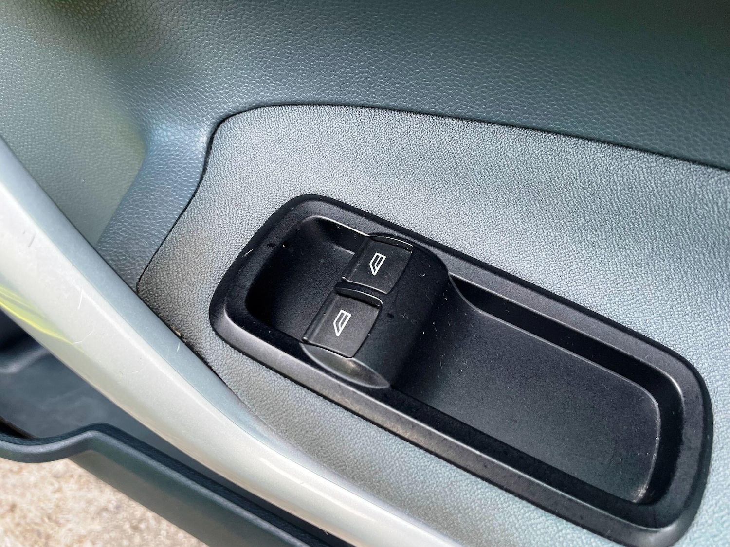 Used Ford Fiesta 2011 for sale - 77400408: Photo 21