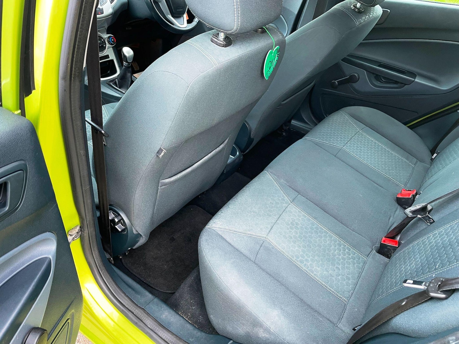 Used Ford Fiesta 2011 for sale - 77400408: Photo 31