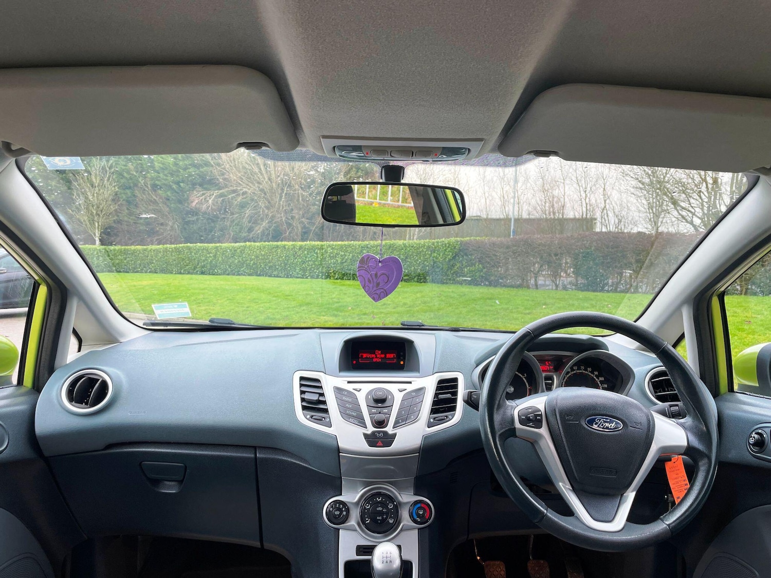 Used Ford Fiesta 2011 for sale - 77400408: Photo 33