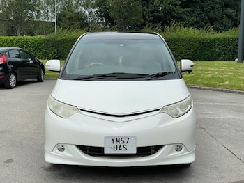 Used Toyota Estima 2019 for sale - 79116253: Photo