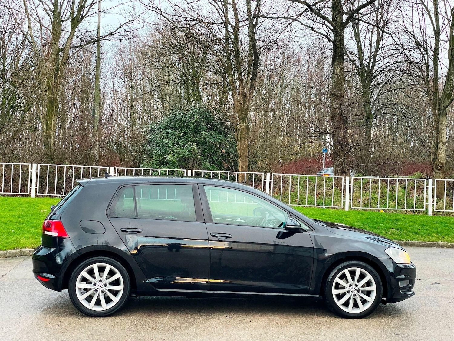 Used Volkswagen Golf for sale - 77242422: Photo 9