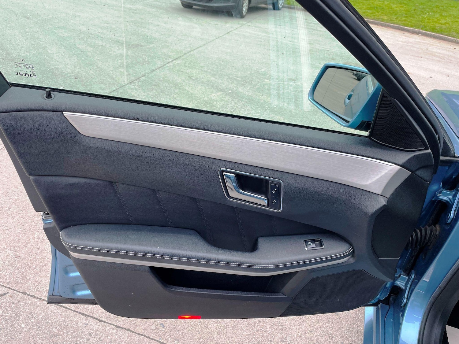 Used Mercedes-Benz E Class for sale - 77705494: Photo 25