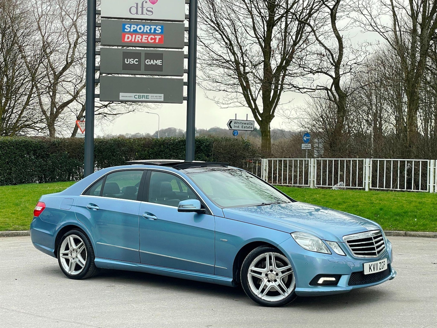 Used Mercedes-Benz E Class for sale - 77705494: Photo 3