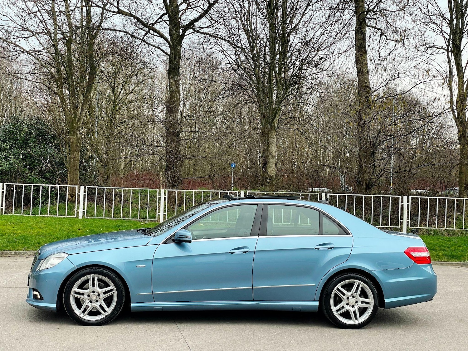 Used Mercedes-Benz E Class for sale - 77705494: Photo 6