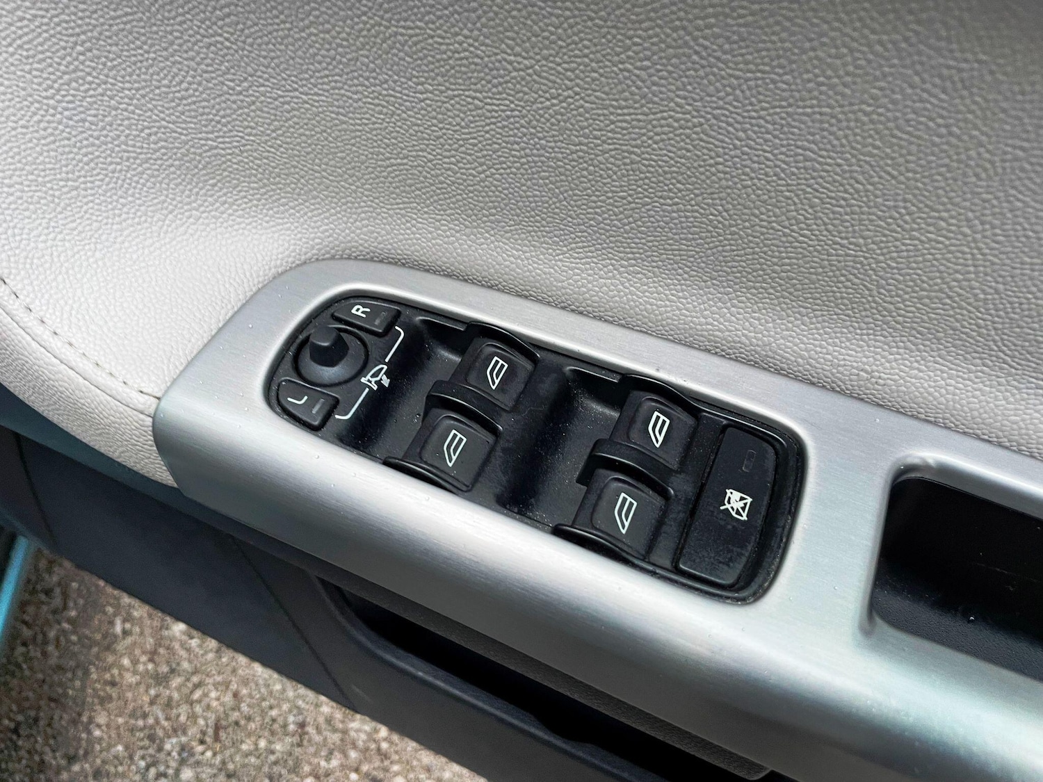 Used Volvo S40 2008 for sale - 77478764: Photo 22